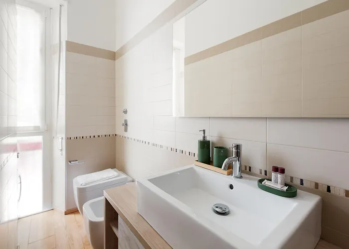 Guesthost - Domodossola M5 Modern * Mailand